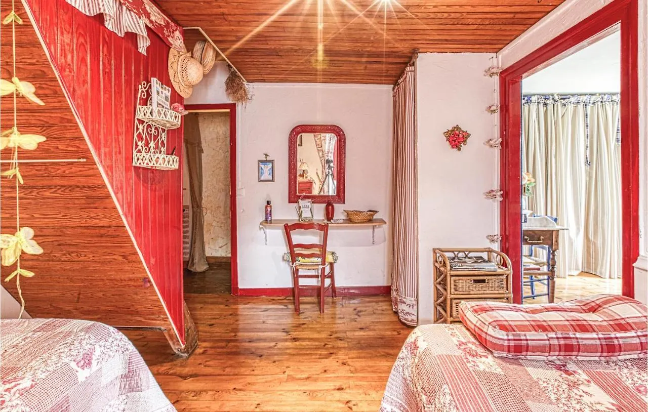 Cozy Home In Saint Laurent Dolt With Wifi 0*, Saint-Laurent-dʼOlt
